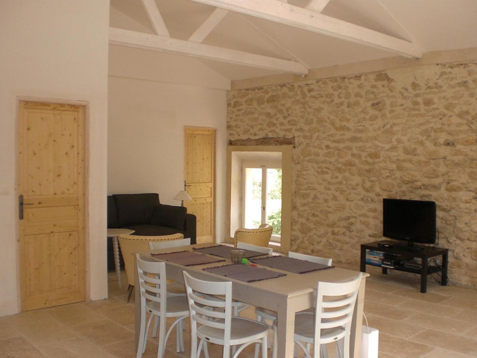 Chateau De Peyrolles Apt Esterno foto