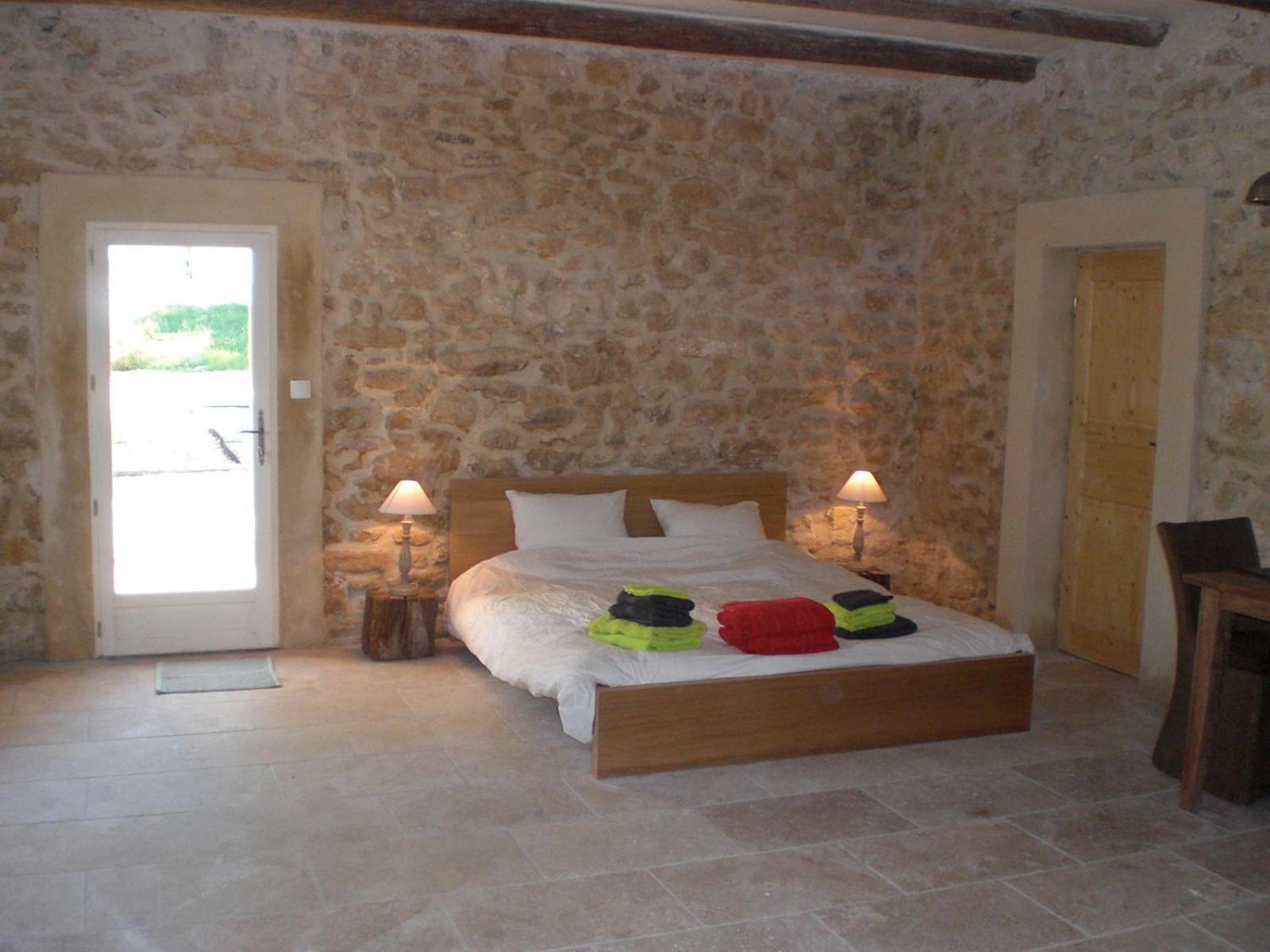 Chateau De Peyrolles Apt Esterno foto
